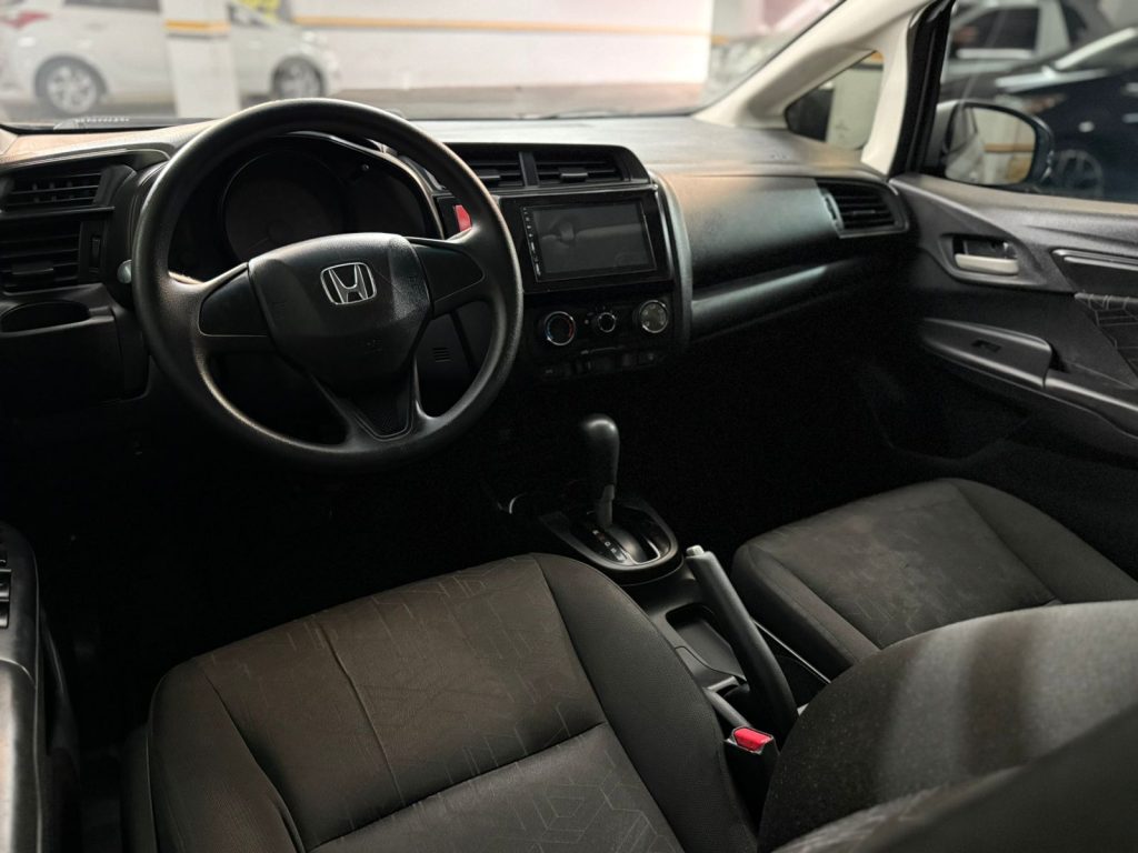 HONDA FIT LX (AUT)