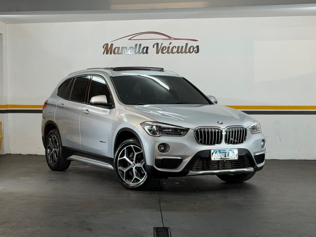 BMW X1 X-LINE (AUT)