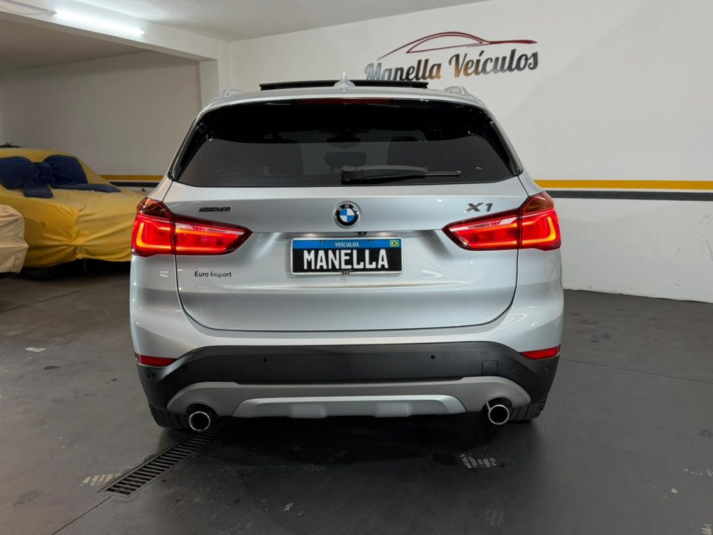 BMW X1 X-LINE (AUT)