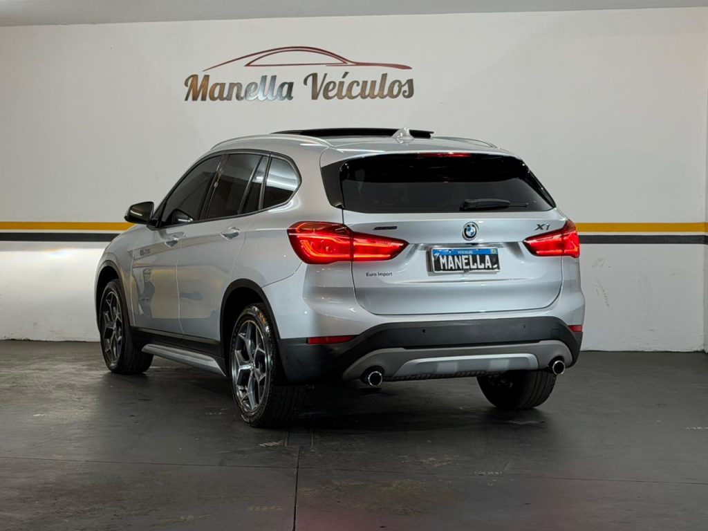 BMW X1 X-LINE (AUT)