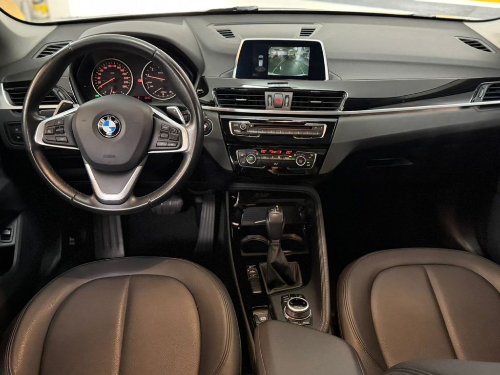 BMW X1 X-LINE (AUT)