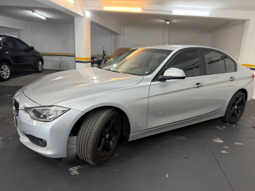 BMW 320I SPORT (AUT)