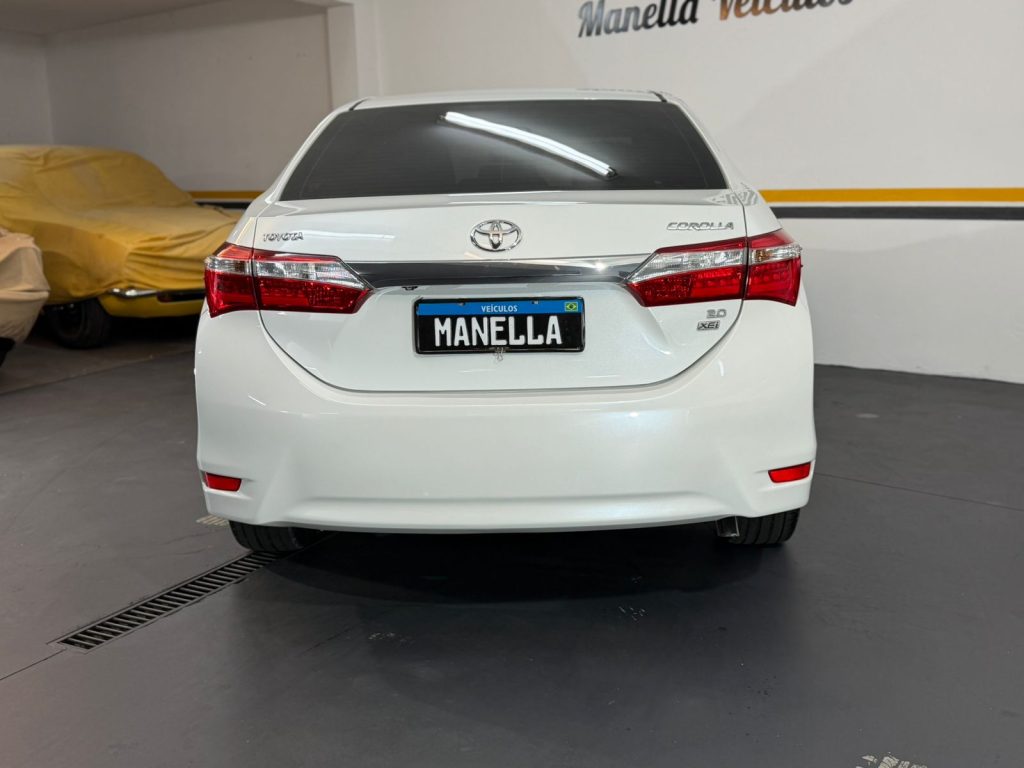 COROLLA XEI (AUT)