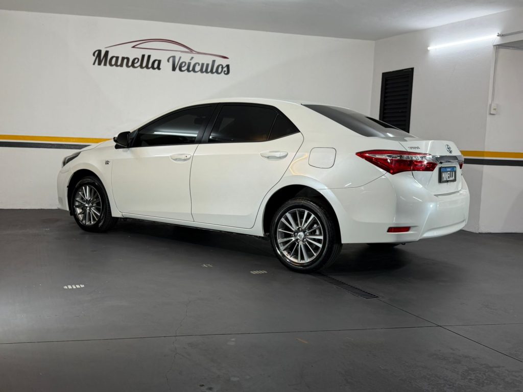COROLLA XEI (AUT)