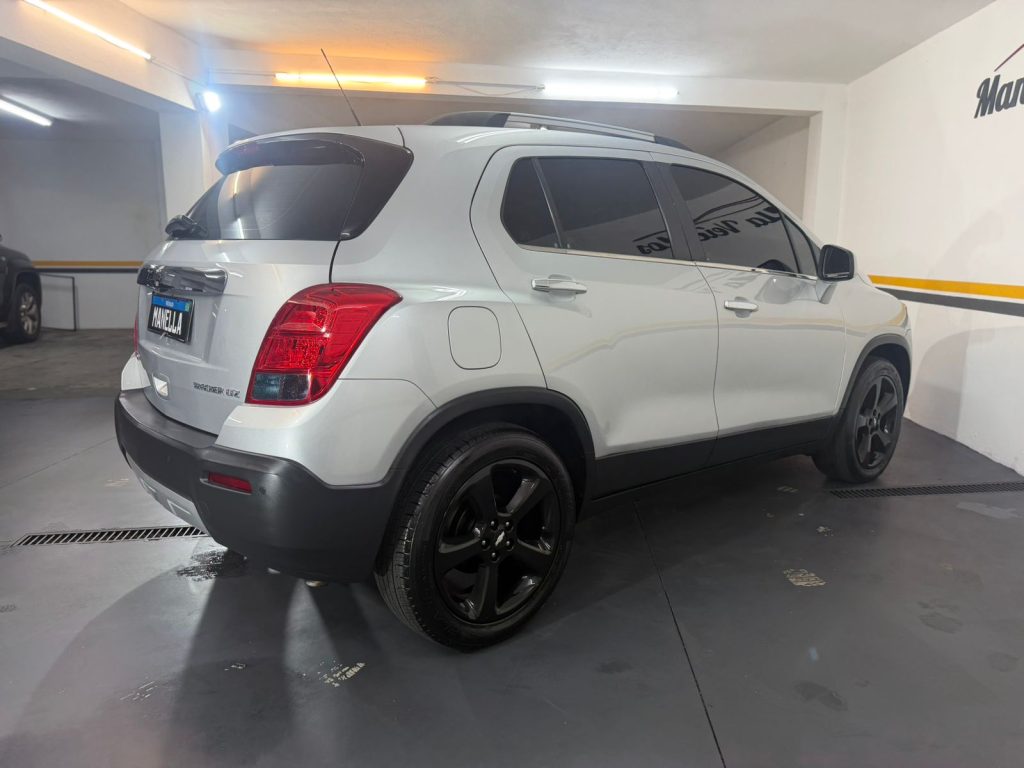 TRACKER LTZ (AUT)