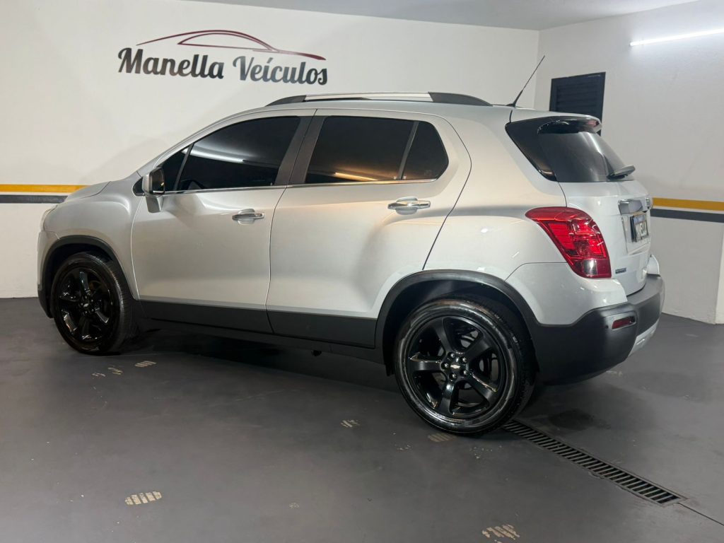 TRACKER LTZ (AUT)