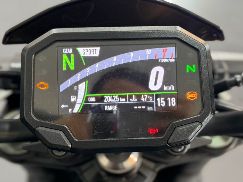 KAWAZAKI Z900