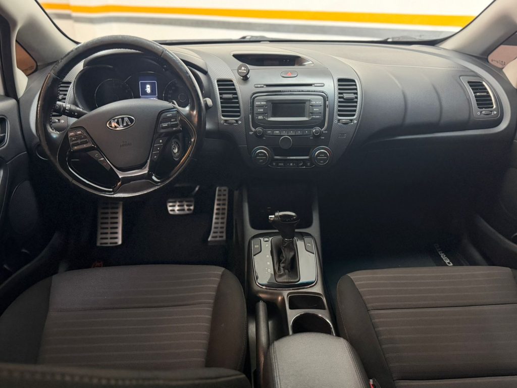 KIA CERATO 1.6 (AUT)