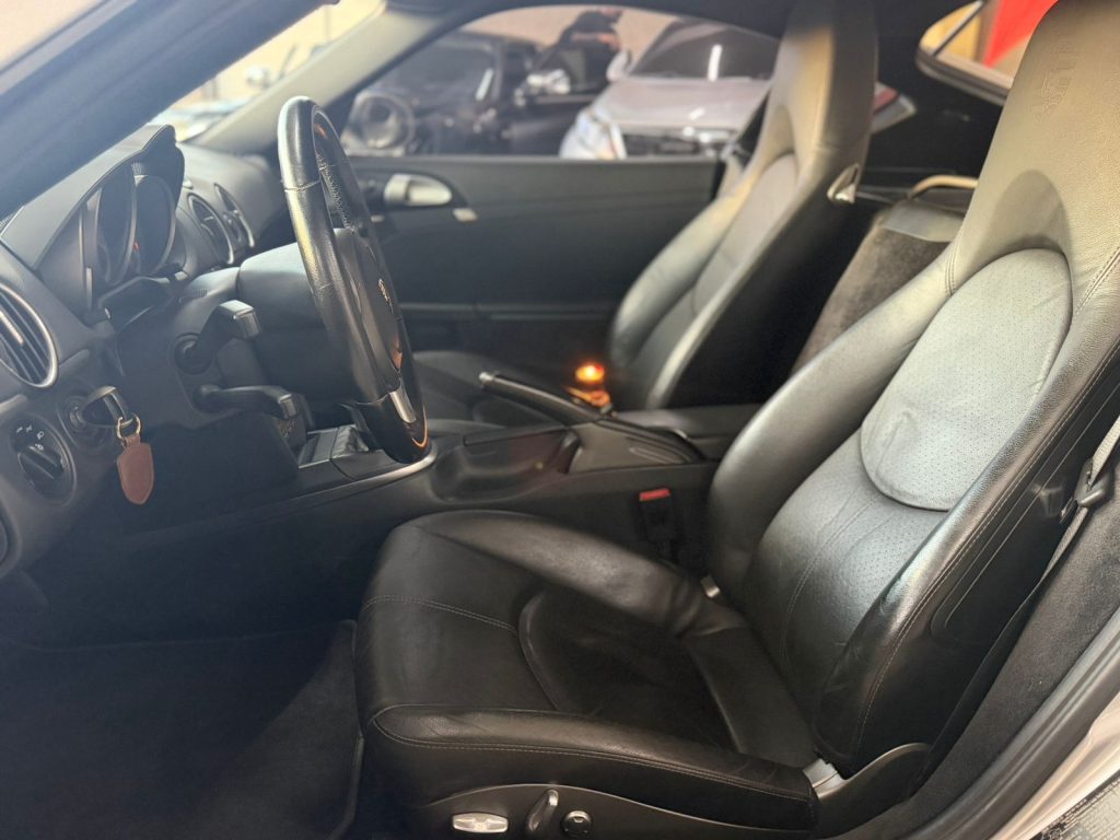 PORSCHE CAYMAN S
