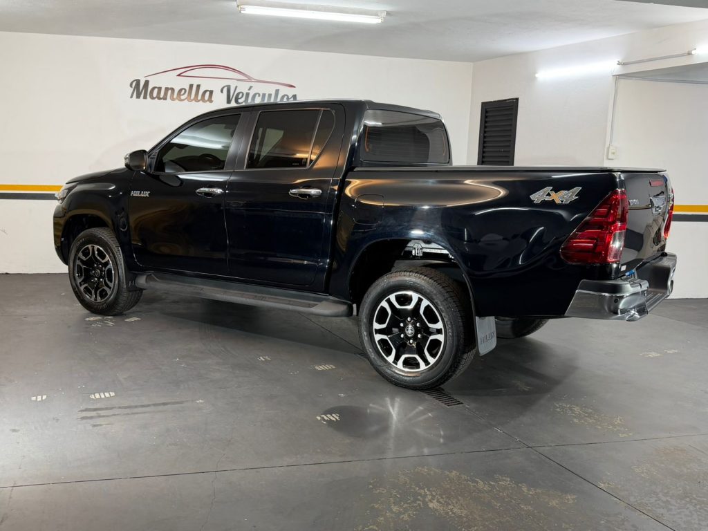 HILUX CD SRV 4X4 (AUT)