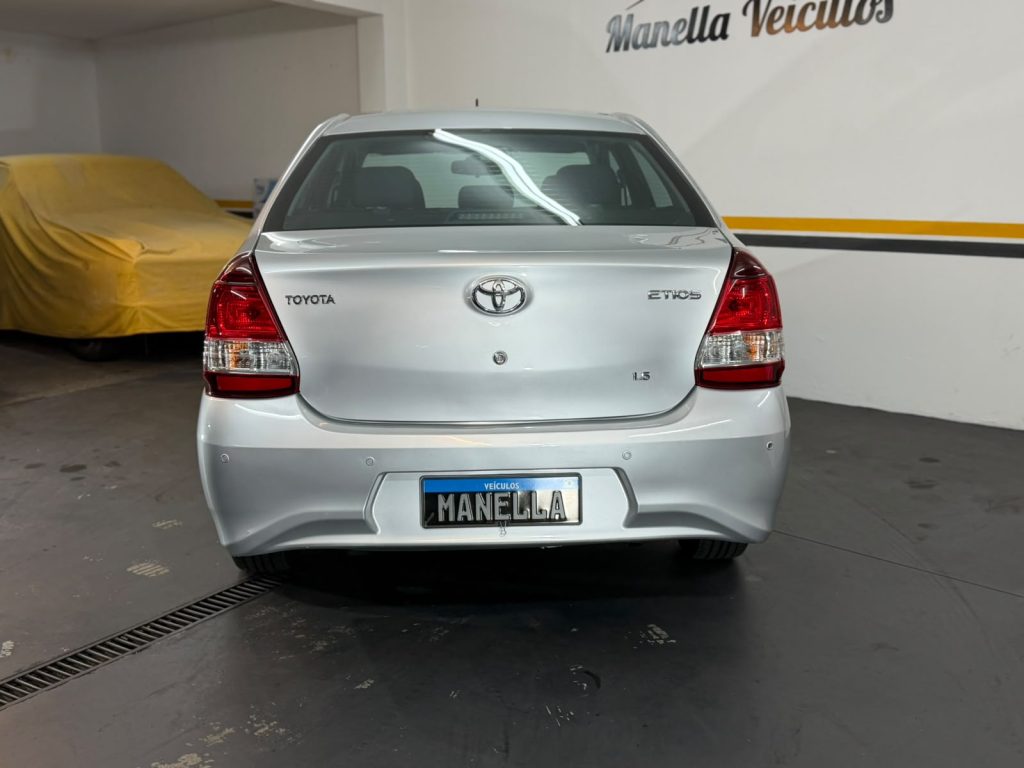 ETIOS SEDAN XPLUS 1.5
