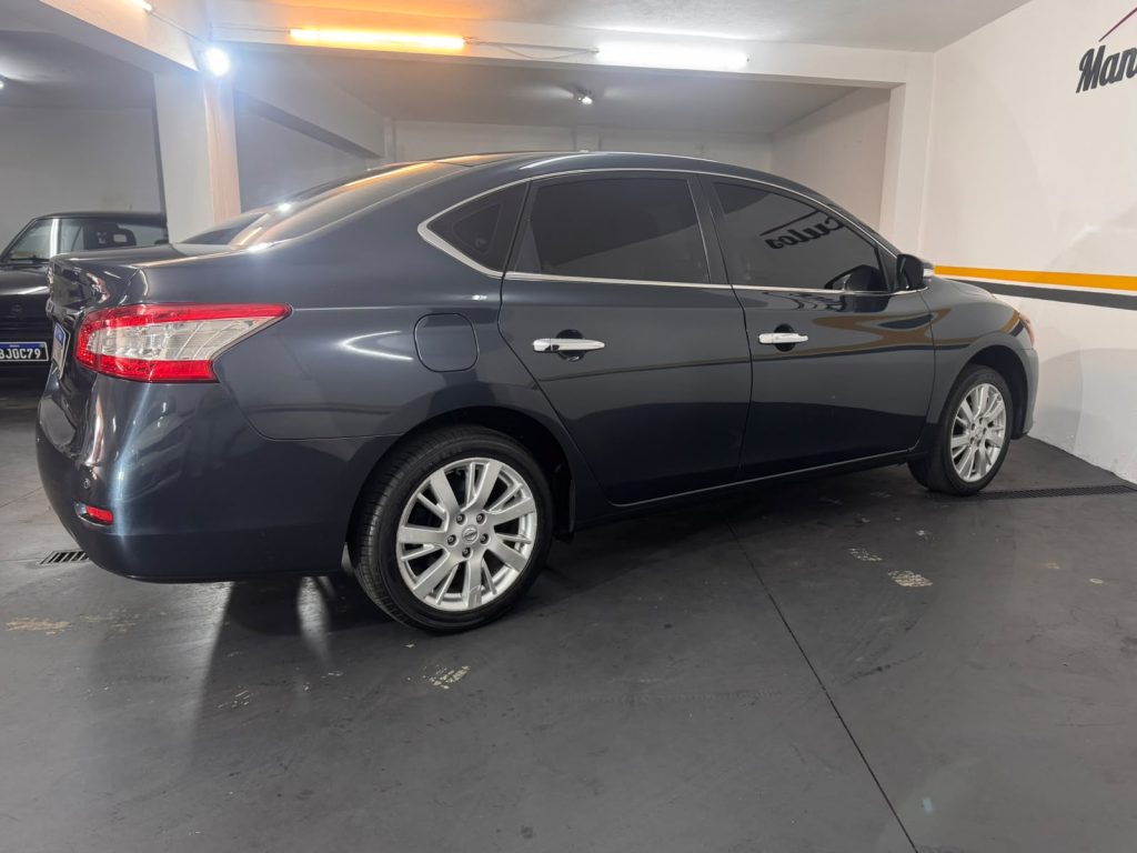 NISSAN SENTRA 2.0 SL CVT