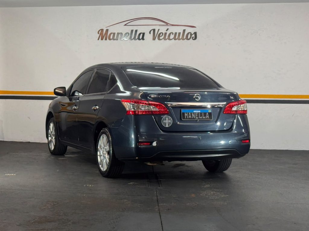 NISSAN SENTRA 2.0 SL CVT