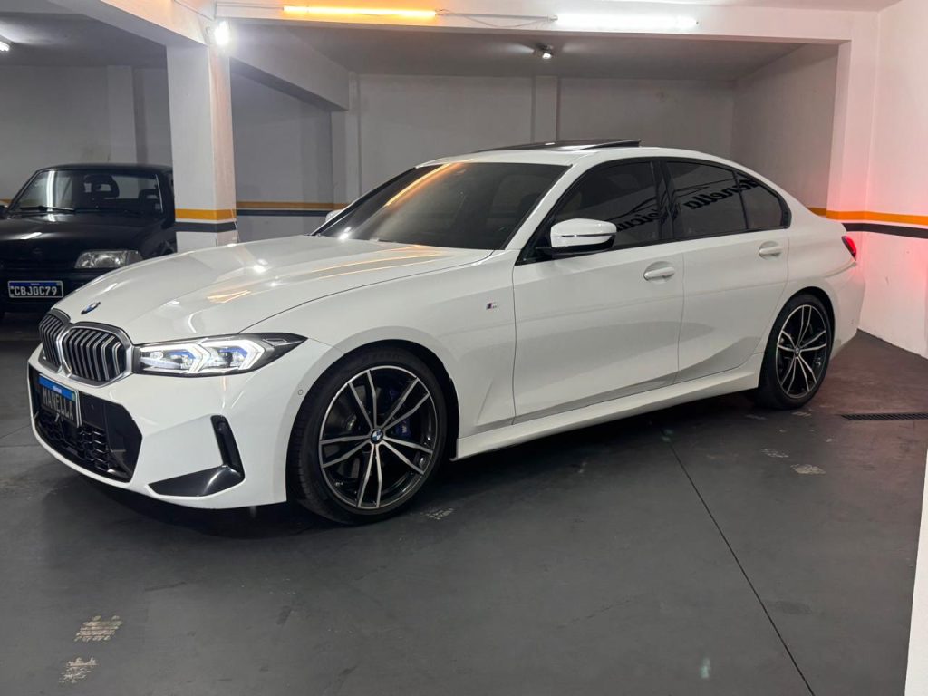 BMW 320i M SPORT FLEX